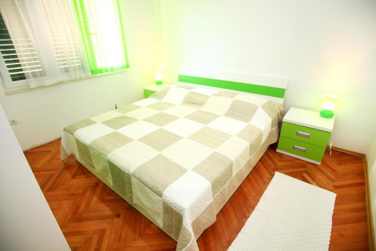 Apartments Nakir Slatine Zimmer foto
